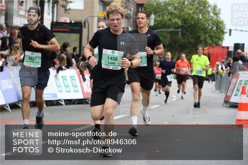 21.09.2025 - PSD Bank Halbmarathon Strokosch-Dieckow http://msf.ph/oto/8946306 21.09.2025 12:03:11 Ziel 1141, 1458, 1664, 2337, 2338, 2400, 2457, 2629, 2821, 3113, 3965, 3986 meine-sportfotos.de