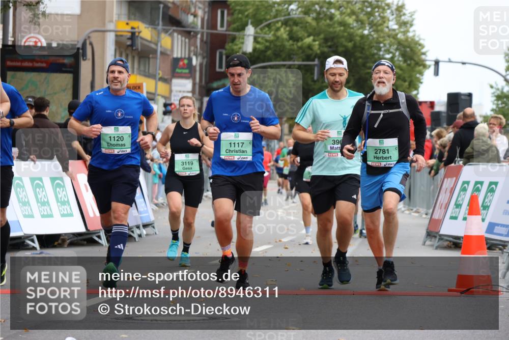 21.09.2025 - PSD Bank Halbmarathon Strokosch-Dieckow http://msf.ph/oto/8946311 21.09.2025 12:10:17 Ziel 1117, 1118, 1120, 2716, 2781, 3119, 3471, 3671, 3711, 3963 meine-sportfotos.de
