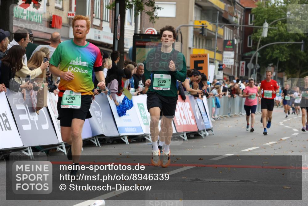 21.09.2025 - PSD Bank Halbmarathon Strokosch-Dieckow http://msf.ph/oto/8946339 21.09.2025 12:10:43 Ziel 1642, 1670, 1732, 2365, 2385, 2979, 3029, 3440, 3446 meine-sportfotos.de