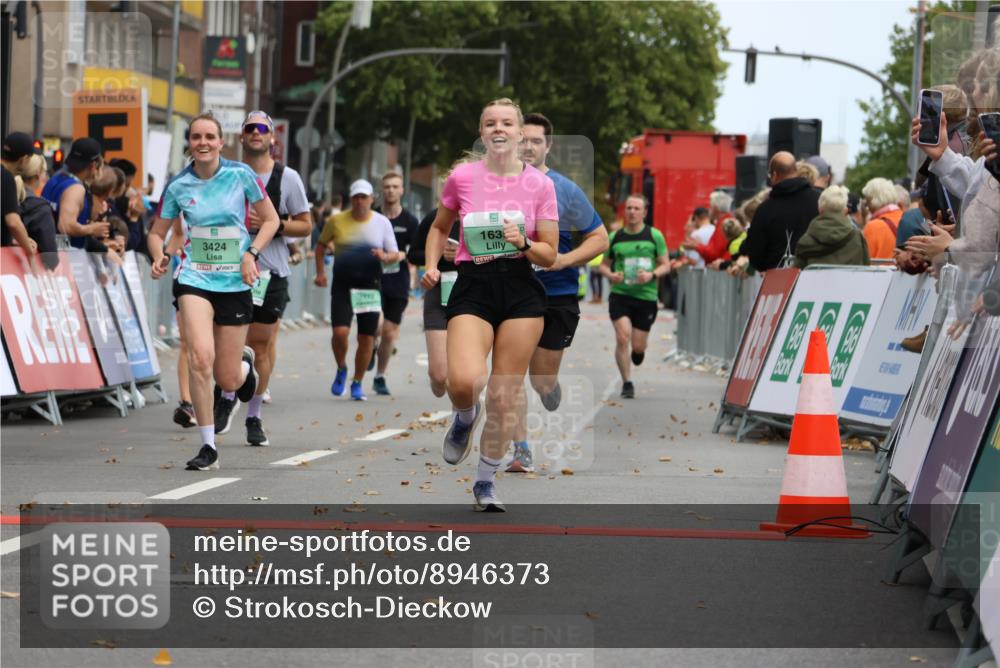 21.09.2025 - PSD Bank Halbmarathon Strokosch-Dieckow http://msf.ph/oto/8946373 21.09.2025 12:11:25 Ziel 1635, 1649, 2326, 2754, 2907, 3045, 3161, 3249, 3424, 3455, 3526, 3533 meine-sportfotos.de