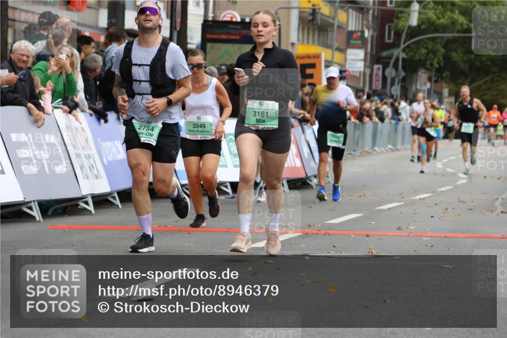 21.09.2025 - PSD Bank Halbmarathon Strokosch-Dieckow http://msf.ph/oto/8946379 21.09.2025 12:11:30 Ziel 1173, 1198, 1635, 1759, 2754, 2907, 3045, 3161, 3249, 3424, 3455, 3533 meine-sportfotos.de