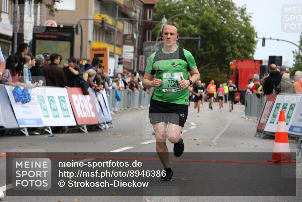 21.09.2025 - PSD Bank Halbmarathon Strokosch-Dieckow http://msf.ph/oto/8946386 21.09.2025 12:11:35 Ziel 1173, 1198, 1635, 1759, 2352, 2754, 2907, 2962, 3161, 3249, 3424, 3533 meine-sportfotos.de