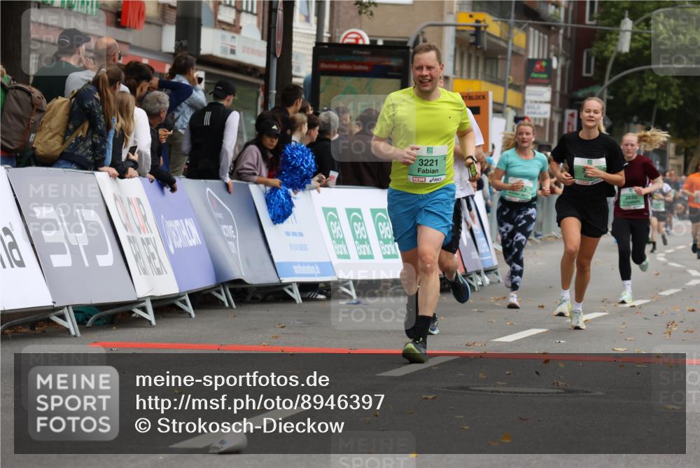 21.09.2025 - PSD Bank Halbmarathon Strokosch-Dieckow http://msf.ph/oto/8946397 21.09.2025 12:11:48 Ziel 2352, 2820, 2953, 2962, 3221, 3399, 3411 meine-sportfotos.de