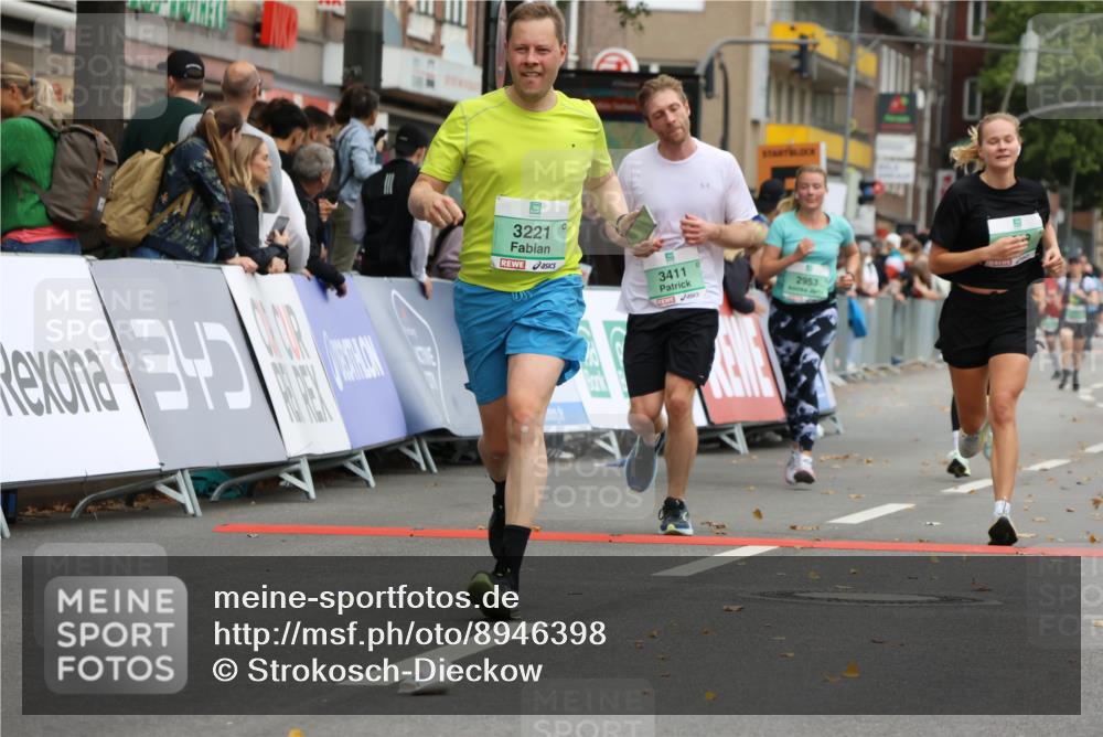 21.09.2025 - PSD Bank Halbmarathon Strokosch-Dieckow http://msf.ph/oto/8946398 21.09.2025 12:11:49 Ziel 2352, 2820, 2953, 2962, 3221, 3399, 3411 meine-sportfotos.de