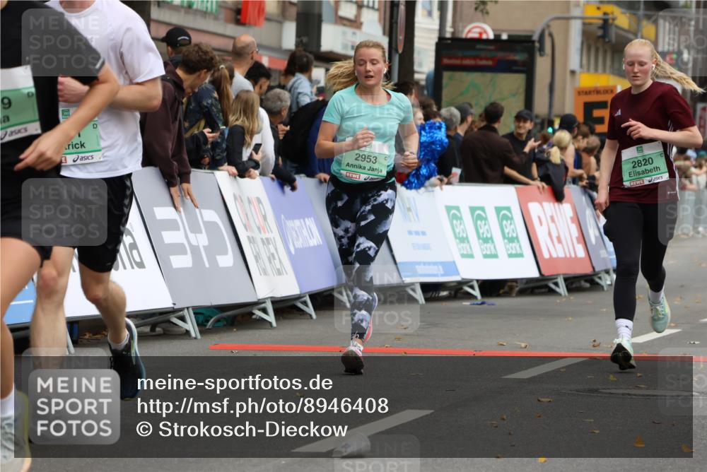21.09.2025 - PSD Bank Halbmarathon Strokosch-Dieckow http://msf.ph/oto/8946408 21.09.2025 12:11:52 Ziel 2820, 2953, 3221, 3399, 3411, 3646 meine-sportfotos.de