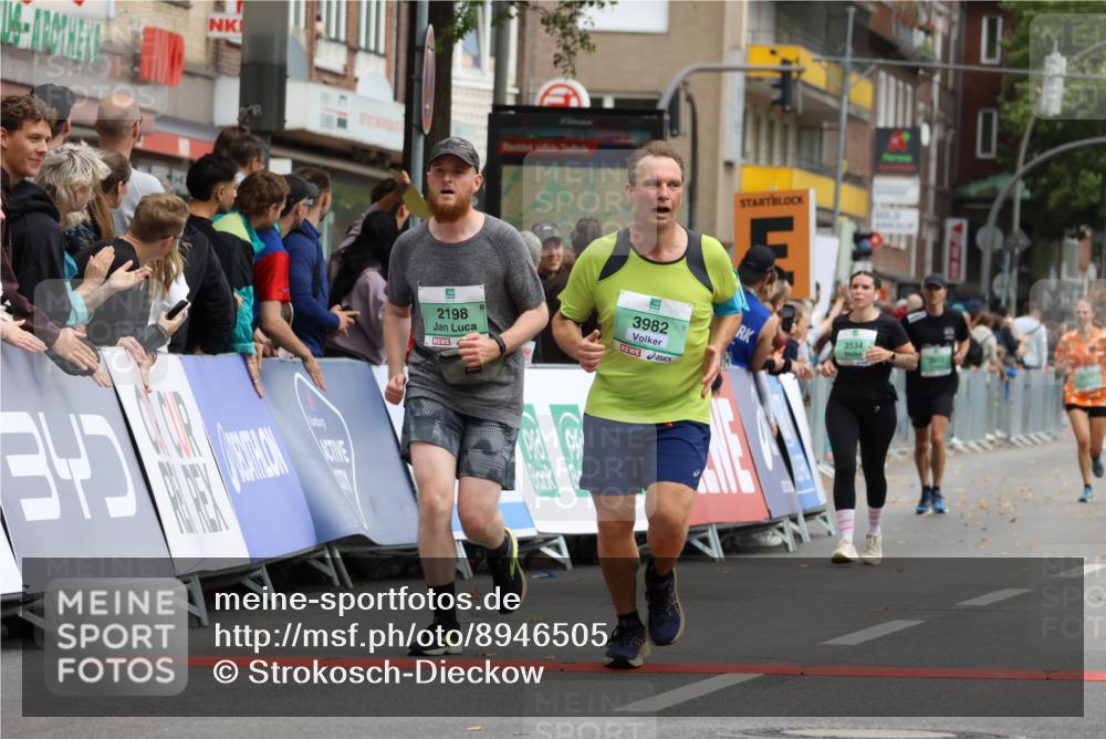 21.09.2025 - PSD Bank Halbmarathon Strokosch-Dieckow http://msf.ph/oto/8946505 21.09.2025 12:13:08 Ziel 1553, 2198, 3002, 3534, 3982 meine-sportfotos.de