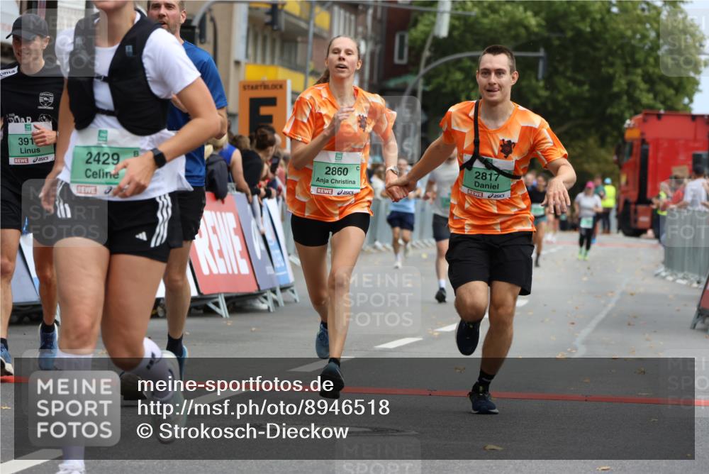 21.09.2025 - PSD Bank Halbmarathon Strokosch-Dieckow http://msf.ph/oto/8946518 21.09.2025 12:13:19 Ziel 2429, 2817, 2860, 3126, 3534, 3912 meine-sportfotos.de