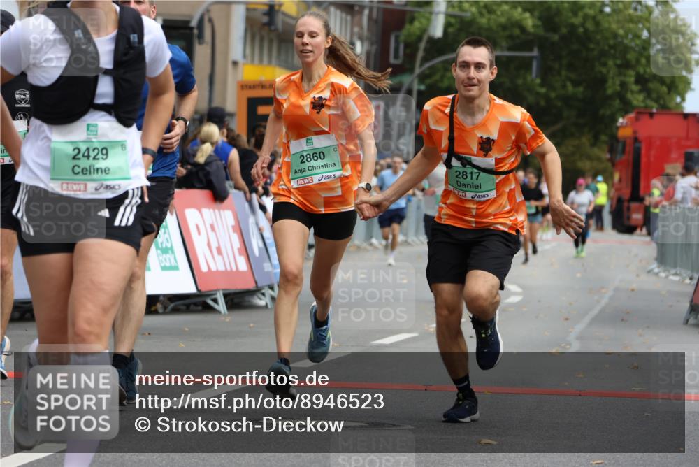 21.09.2025 - PSD Bank Halbmarathon Strokosch-Dieckow http://msf.ph/oto/8946523 21.09.2025 12:13:19 Ziel 2429, 2817, 2860, 3126, 3534, 3912 meine-sportfotos.de