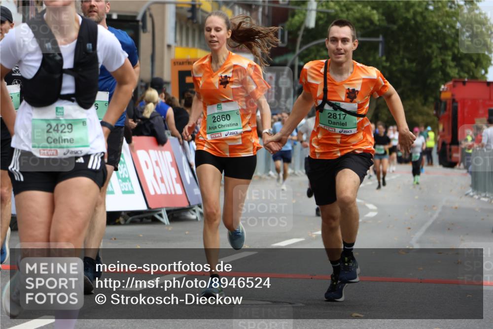21.09.2025 - PSD Bank Halbmarathon Strokosch-Dieckow http://msf.ph/oto/8946524 21.09.2025 12:13:19 Ziel 2429, 2817, 2860, 3126, 3534, 3912 meine-sportfotos.de