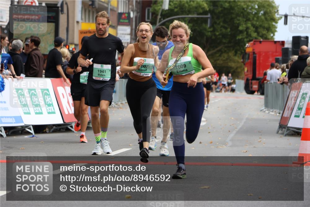 21.09.2025 - PSD Bank Halbmarathon Strokosch-Dieckow http://msf.ph/oto/8946592 21.09.2025 12:14:13 Ziel 1007, 1009, 1106, 1623, 1941, 2705, 2834, 2865, 3311, 3778 meine-sportfotos.de
