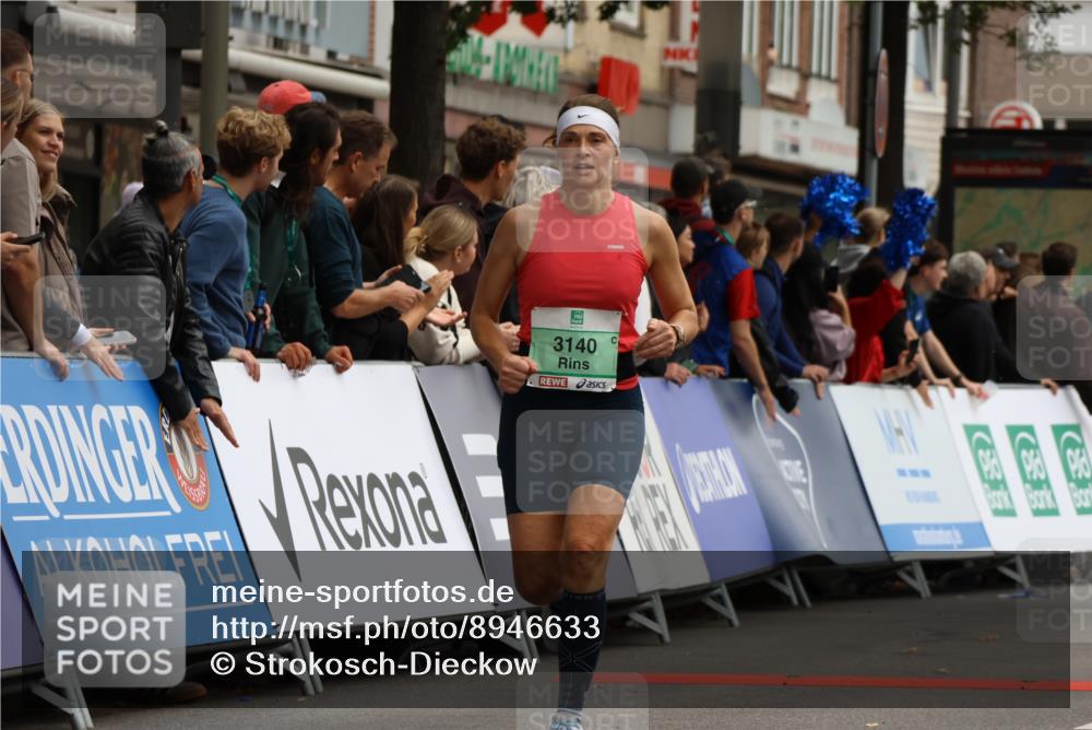 21.09.2025 - PSD Bank Halbmarathon Strokosch-Dieckow http://msf.ph/oto/8946633 21.09.2025 12:14:59 Ziel 1071, 1072, 1384, 1587, 1588, 1589, 1641, 3140, 3191, 3517, 3560, 3902 meine-sportfotos.de