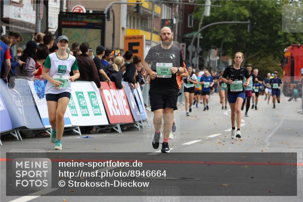 21.09.2025 - PSD Bank Halbmarathon Strokosch-Dieckow http://msf.ph/oto/8946664 21.09.2025 12:15:19 Ziel 1265, 1579, 1964, 2550, 3433, 3498, 3530, 3733, 3851 meine-sportfotos.de