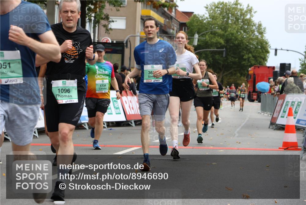 21.09.2025 - PSD Bank Halbmarathon Strokosch-Dieckow http://msf.ph/oto/8946690 21.09.2025 12:15:42 Ziel 1017, 1096, 1369, 1734, 2674, 2958, 3185, 3339, 3345, 3473, 3484, 3516, 3573, 3617, 4051 meine-sportfotos.de