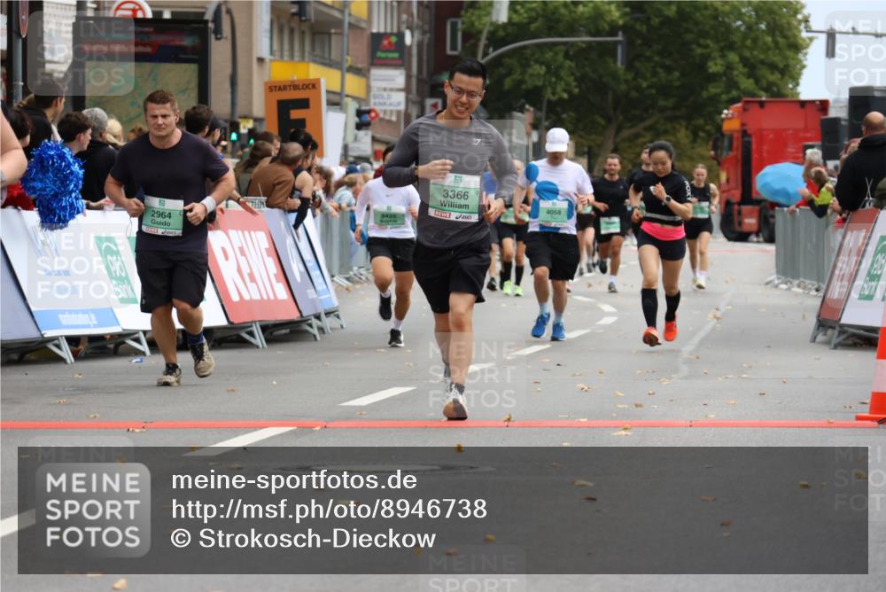 21.09.2025 - PSD Bank Halbmarathon Strokosch-Dieckow http://msf.ph/oto/8946738 21.09.2025 12:16:12 Ziel 1247, 2608, 2788, 2964, 3142, 3320, 3366, 3425, 3824, 4058 meine-sportfotos.de