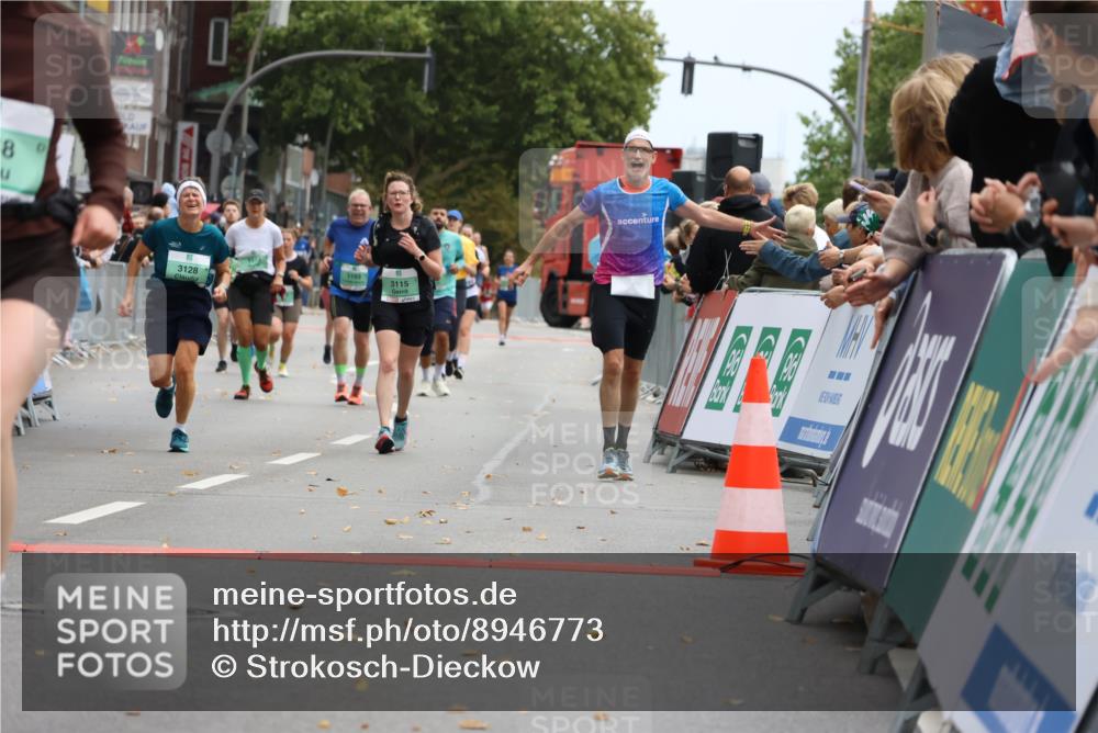 21.09.2025 - PSD Bank Halbmarathon Strokosch-Dieckow http://msf.ph/oto/8946773 21.09.2025 12:16:36 Ziel 1024, 1025, 2499, 3027, 3097, 3107, 3128, 3338, 3372, 3551 meine-sportfotos.de