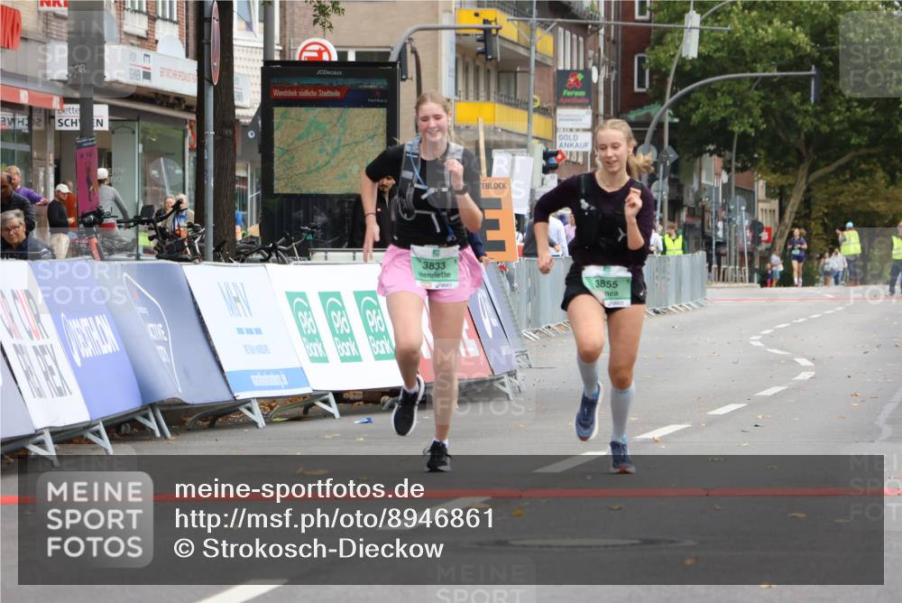 21.09.2025 - PSD Bank Halbmarathon Strokosch-Dieckow http://msf.ph/oto/8946861 21.09.2025 12:56:31 Ziel 3833, 3855 meine-sportfotos.de