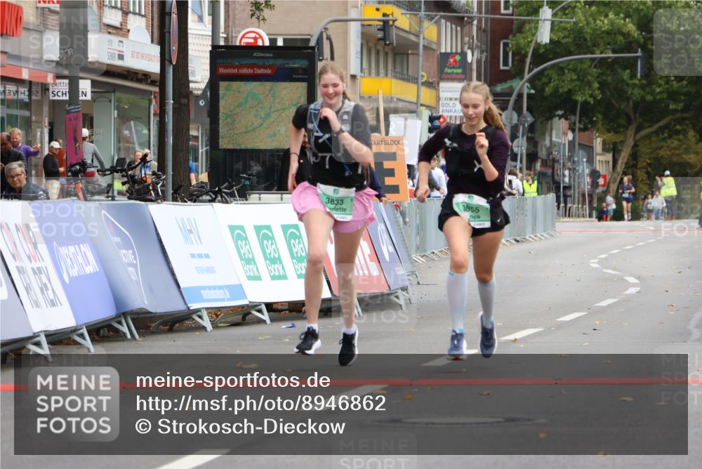 21.09.2025 - PSD Bank Halbmarathon Strokosch-Dieckow http://msf.ph/oto/8946862 21.09.2025 12:56:31 Ziel 3833, 3855 meine-sportfotos.de