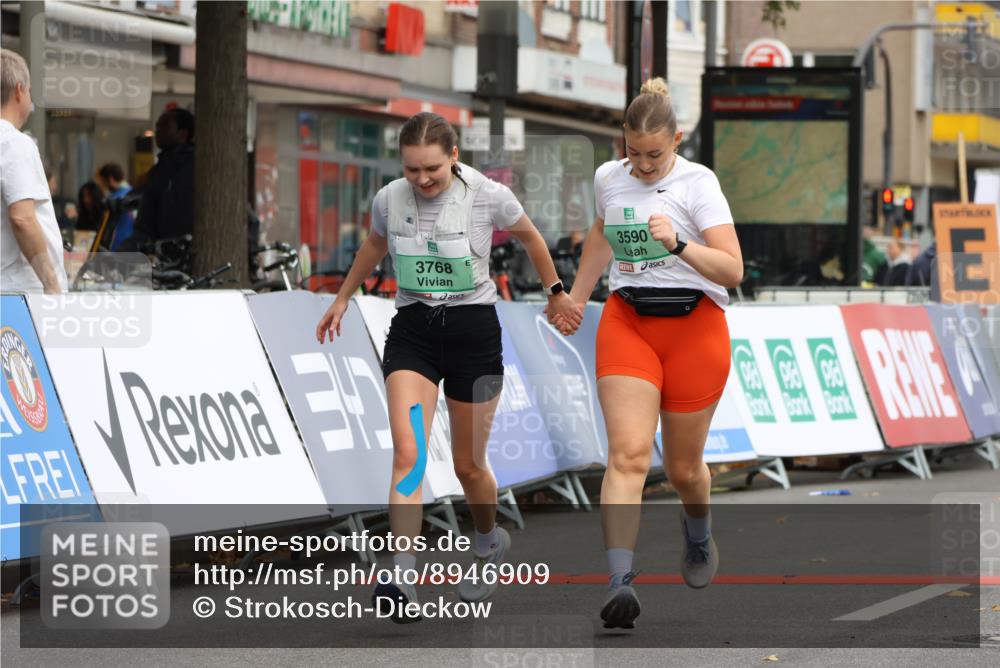 21.09.2025 - PSD Bank Halbmarathon Strokosch-Dieckow http://msf.ph/oto/8946909 21.09.2025 12:59:06 Ziel 3590, 3768 meine-sportfotos.de