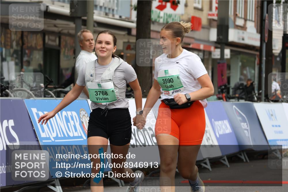 21.09.2025 - PSD Bank Halbmarathon Strokosch-Dieckow http://msf.ph/oto/8946913 21.09.2025 12:59:08 Ziel 3590, 3768 meine-sportfotos.de