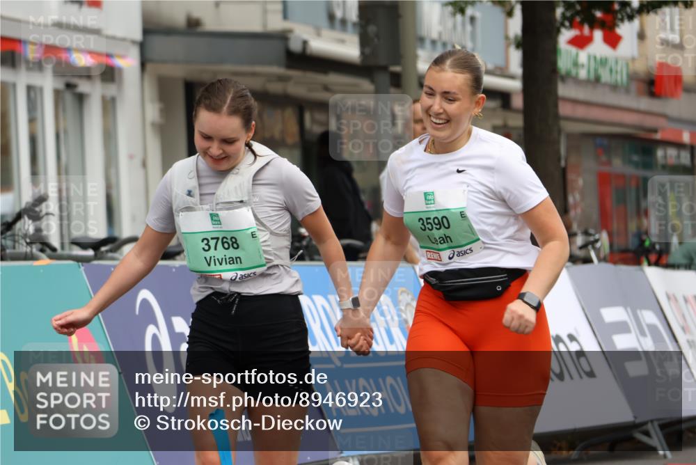21.09.2025 - PSD Bank Halbmarathon Strokosch-Dieckow http://msf.ph/oto/8946923 21.09.2025 12:59:08 Ziel 3590, 3768 meine-sportfotos.de