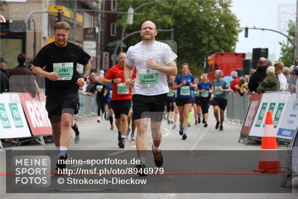 21.09.2025 - PSD Bank Halbmarathon Strokosch-Dieckow http://msf.ph/oto/8946979 21.09.2025 12:17:26 Ziel 1143, 1144, 1145, 1590, 2852, 3308, 3523, 3609, 3781 meine-sportfotos.de