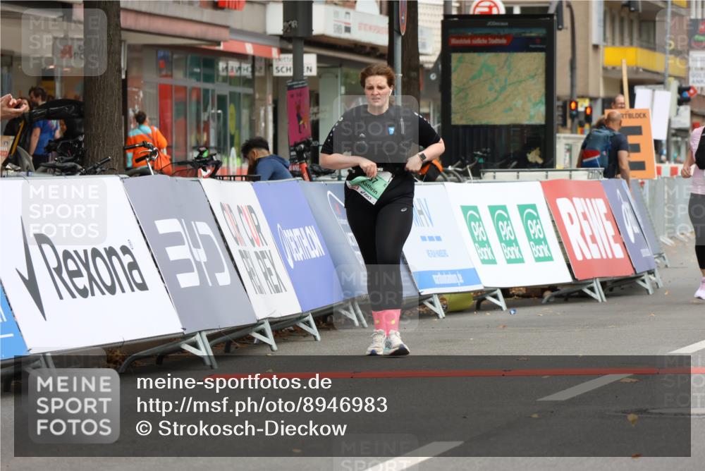 21.09.2025 - PSD Bank Halbmarathon Strokosch-Dieckow http://msf.ph/oto/8946983 21.09.2025 13:02:44 Ziel 1048, 1559, 3867 meine-sportfotos.de