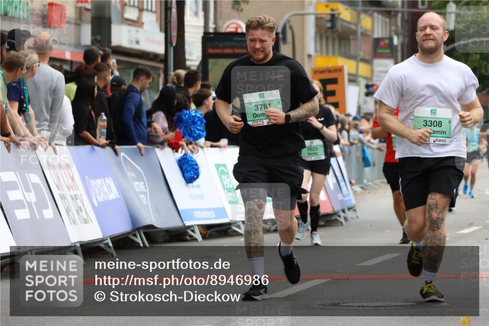 21.09.2025 - PSD Bank Halbmarathon Strokosch-Dieckow http://msf.ph/oto/8946986 21.09.2025 12:17:27 Ziel 1143, 1144, 1145, 1590, 2852, 3120, 3308, 3310, 3523, 3781 meine-sportfotos.de