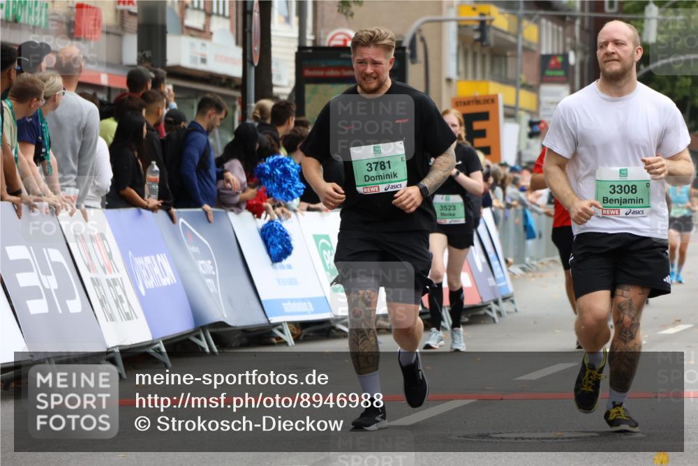 21.09.2025 - PSD Bank Halbmarathon Strokosch-Dieckow http://msf.ph/oto/8946988 21.09.2025 12:17:27 Ziel 1143, 1144, 1145, 1590, 2852, 3120, 3308, 3310, 3523, 3781 meine-sportfotos.de