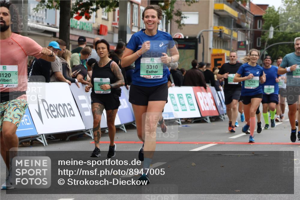 21.09.2025 - PSD Bank Halbmarathon Strokosch-Dieckow http://msf.ph/oto/8947005 21.09.2025 12:17:36 Ziel 1119, 1207, 1503, 1590, 1753, 1754, 2937, 3120, 3171, 3195, 3308, 3310, 3523, 3781, 4023, 4027 meine-sportfotos.de