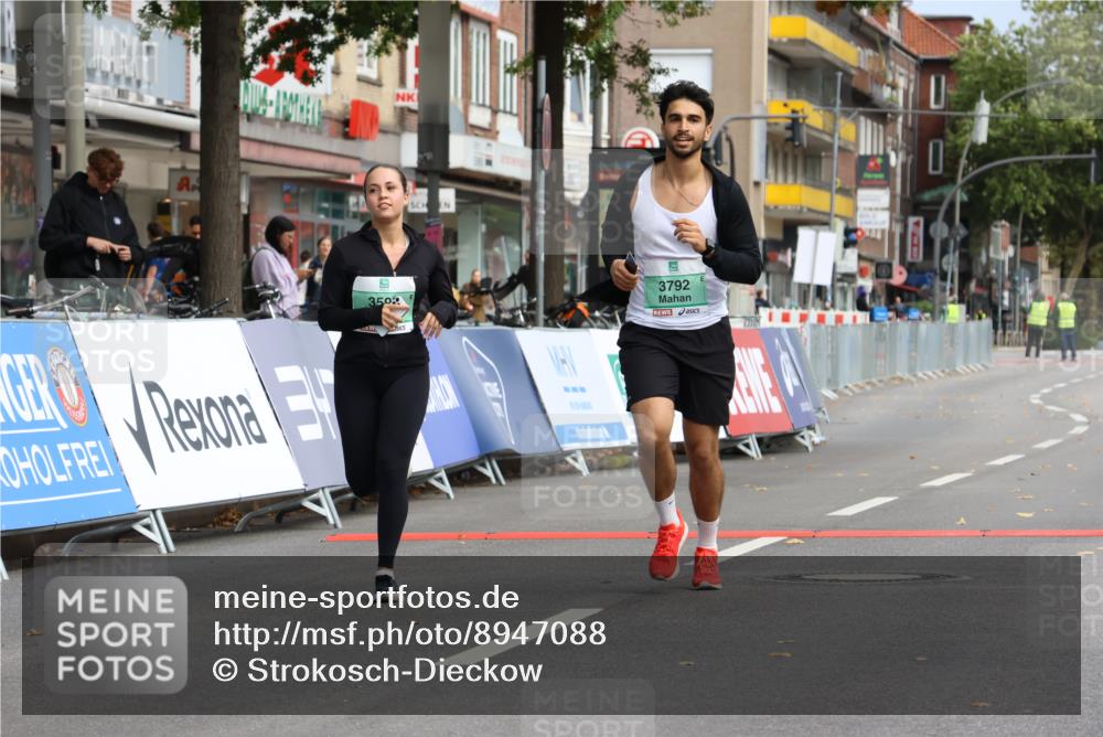 21.09.2025 - PSD Bank Halbmarathon Strokosch-Dieckow http://msf.ph/oto/8947088 21.09.2025 13:04:36 Ziel 3593, 3792 meine-sportfotos.de