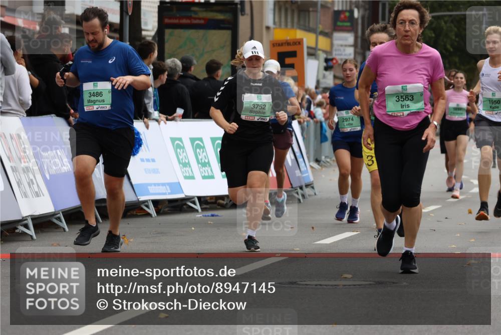21.09.2025 - PSD Bank Halbmarathon Strokosch-Dieckow http://msf.ph/oto/8947145 21.09.2025 12:18:39 Ziel 1050, 1950, 2959, 2973, 2974, 3350, 3486, 3563, 3752, 3796 meine-sportfotos.de