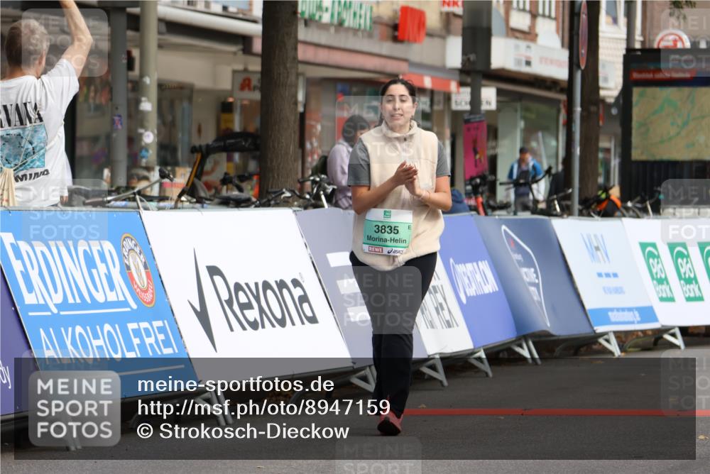 21.09.2025 - PSD Bank Halbmarathon Strokosch-Dieckow http://msf.ph/oto/8947159 21.09.2025 13:06:18 Ziel 3835 meine-sportfotos.de