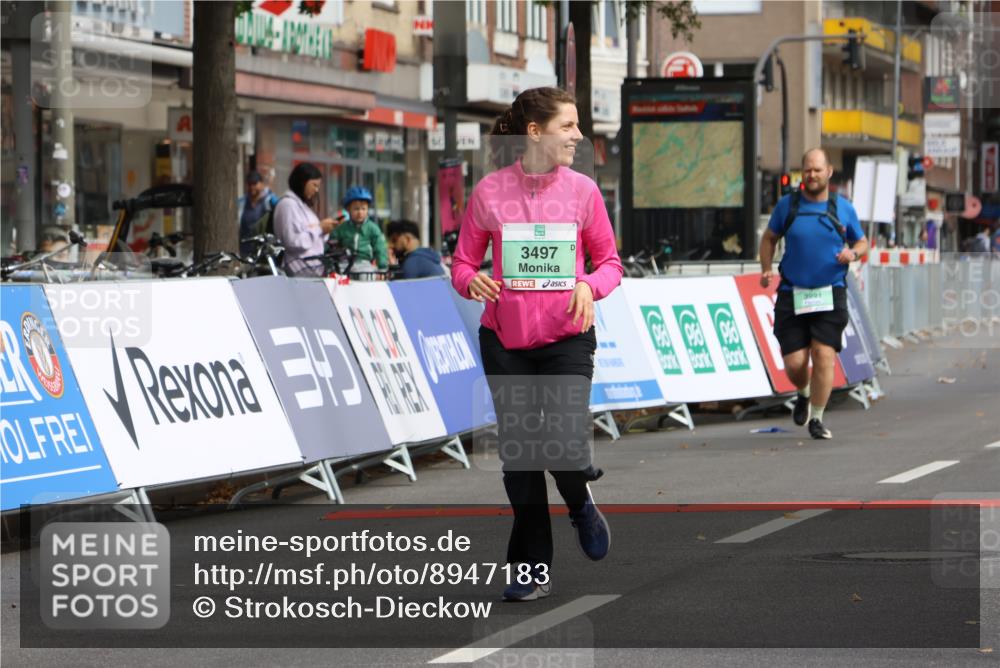 21.09.2025 - PSD Bank Halbmarathon Strokosch-Dieckow http://msf.ph/oto/8947183 21.09.2025 13:06:41 Ziel 3497, 3991 meine-sportfotos.de