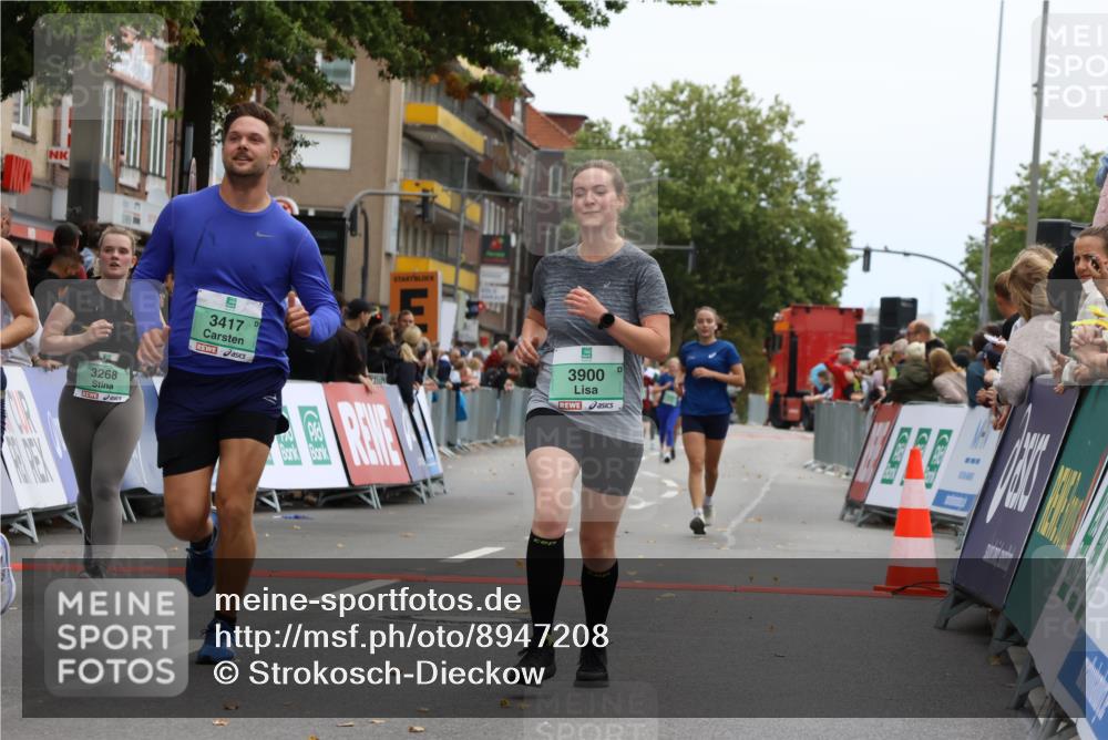 21.09.2025 - PSD Bank Halbmarathon Strokosch-Dieckow http://msf.ph/oto/8947208 21.09.2025 12:18:58 Ziel 1294, 1541, 3268, 3282, 3306, 3417, 3437, 3900 meine-sportfotos.de