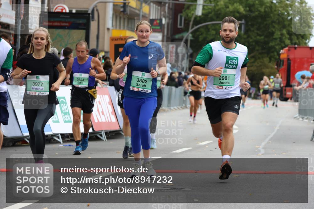 21.09.2025 - PSD Bank Halbmarathon Strokosch-Dieckow http://msf.ph/oto/8947232 21.09.2025 12:19:16 Ziel 1142, 2002, 2981, 3293, 3423, 3582, 3720, 3977 meine-sportfotos.de