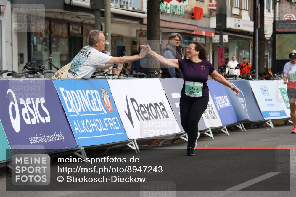 21.09.2025 - PSD Bank Halbmarathon Strokosch-Dieckow http://msf.ph/oto/8947243 21.09.2025 13:07:21 Ziel 3613, 3841 meine-sportfotos.de
