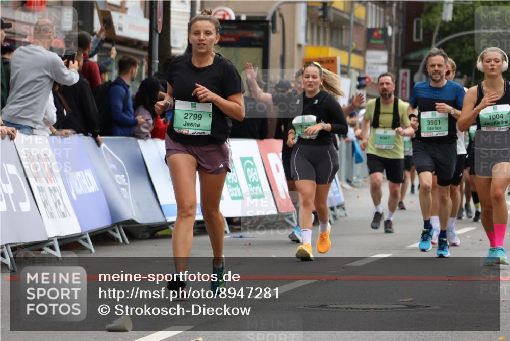 21.09.2025 - PSD Bank Halbmarathon Strokosch-Dieckow http://msf.ph/oto/8947281 21.09.2025 12:19:42 Ziel 1004, 2714, 2799, 3111, 3122, 3253, 3501, 3528, 3567, 3580, 3678, 4067 meine-sportfotos.de