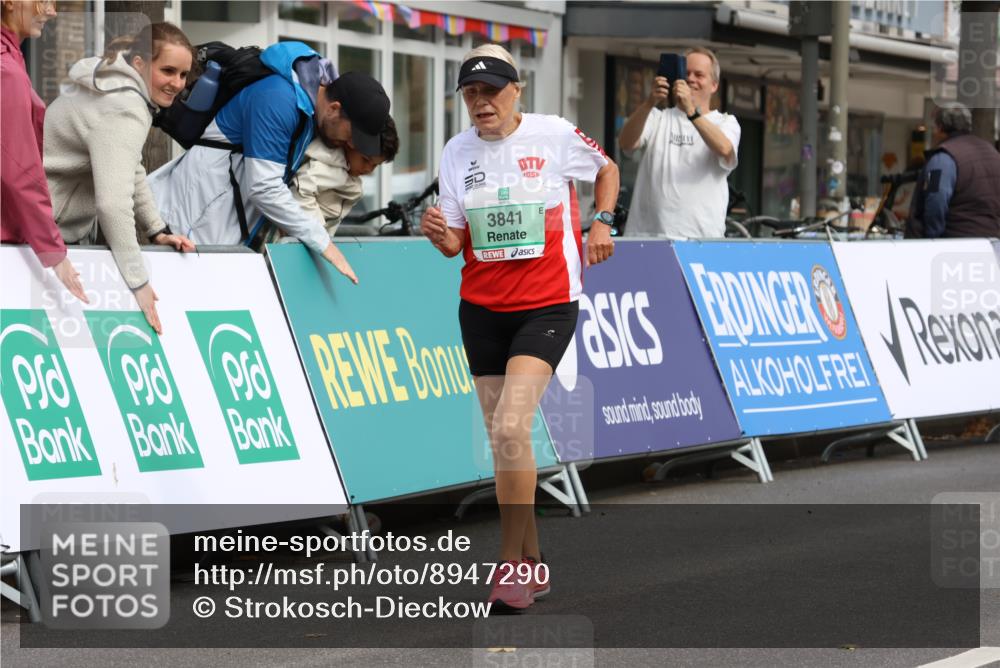 21.09.2025 - PSD Bank Halbmarathon Strokosch-Dieckow http://msf.ph/oto/8947290 21.09.2025 13:07:30 Ziel 3613, 3841 meine-sportfotos.de