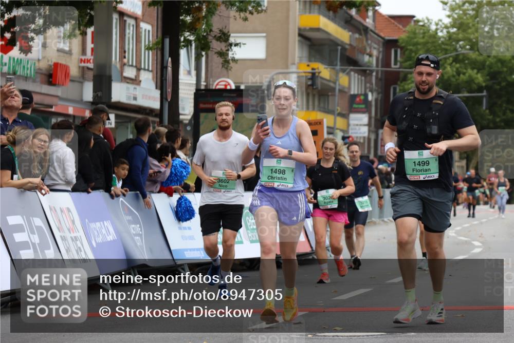 21.09.2025 - PSD Bank Halbmarathon Strokosch-Dieckow http://msf.ph/oto/8947305 21.09.2025 12:24:14 Ziel 1498, 1499, 3022, 3281, 3419, 3602 meine-sportfotos.de