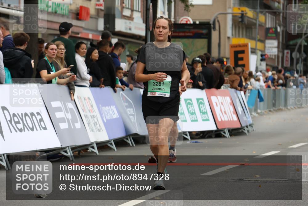 21.09.2025 - PSD Bank Halbmarathon Strokosch-Dieckow http://msf.ph/oto/8947328 21.09.2025 12:24:22 Ziel 1498, 1499, 3022, 3219, 3281, 3602 meine-sportfotos.de