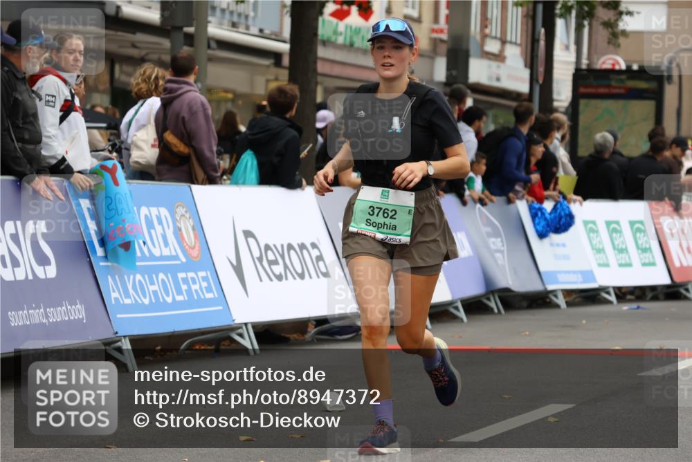 21.09.2025 - PSD Bank Halbmarathon Strokosch-Dieckow http://msf.ph/oto/8947372 21.09.2025 12:24:51 Ziel 2846, 3143, 3214, 3263, 3745, 3762 meine-sportfotos.de