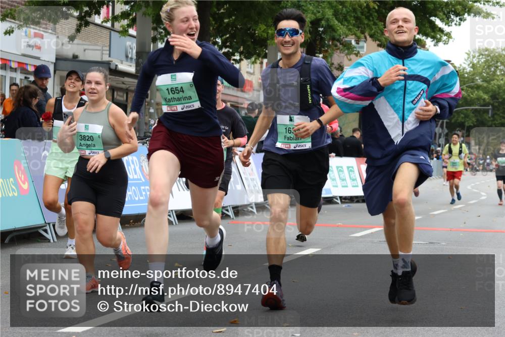 21.09.2025 - PSD Bank Halbmarathon Strokosch-Dieckow http://msf.ph/oto/8947404 21.09.2025 12:25:05 Ziel 1361, 1654, 1655, 1808, 3121, 3317, 3436, 3654, 3682, 3820, 4014 meine-sportfotos.de