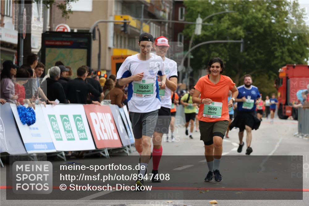 21.09.2025 - PSD Bank Halbmarathon Strokosch-Dieckow http://msf.ph/oto/8947408 21.09.2025 12:20:39 Ziel 1208, 1235, 1474, 1552, 3690, 3756 meine-sportfotos.de