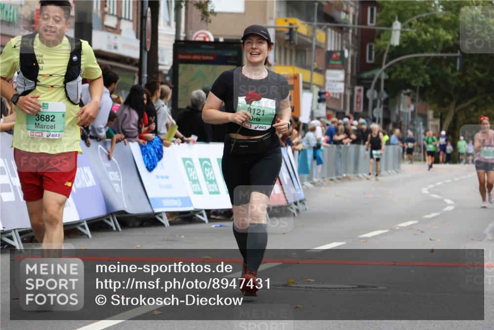 21.09.2025 - PSD Bank Halbmarathon Strokosch-Dieckow http://msf.ph/oto/8947431 21.09.2025 12:25:13 Ziel 1361, 1655, 3121, 3317, 3436, 3682, 4014 meine-sportfotos.de