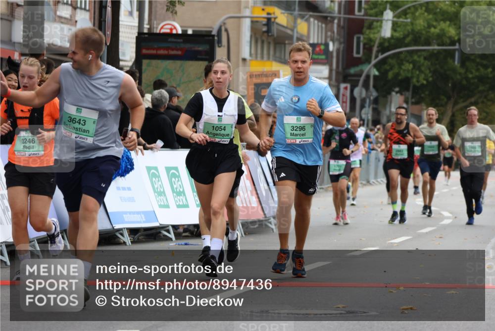 21.09.2025 - PSD Bank Halbmarathon Strokosch-Dieckow http://msf.ph/oto/8947436 21.09.2025 12:20:52 Ziel 1054, 1682, 3124, 3246, 3296, 3643, 3681 meine-sportfotos.de