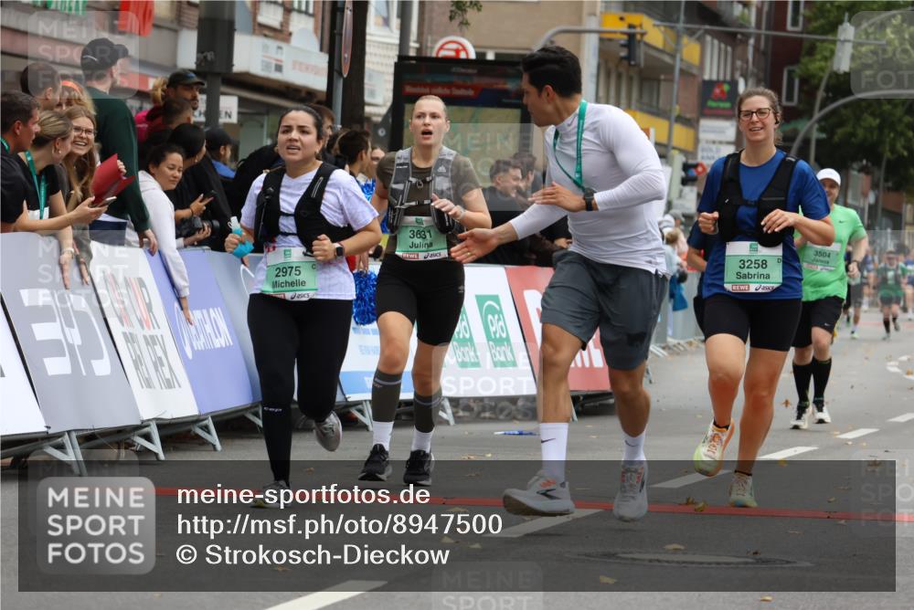 21.09.2025 - PSD Bank Halbmarathon Strokosch-Dieckow http://msf.ph/oto/8947500 21.09.2025 12:25:57 Ziel 2975, 3227, 3258, 3429, 3504, 3631, 3829 meine-sportfotos.de
