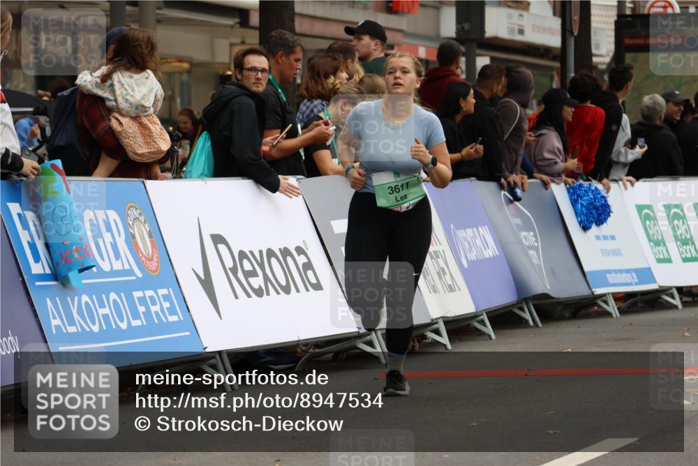 21.09.2025 - PSD Bank Halbmarathon Strokosch-Dieckow http://msf.ph/oto/8947534 21.09.2025 12:26:16 Ziel 2900, 2950, 3206, 3611 meine-sportfotos.de