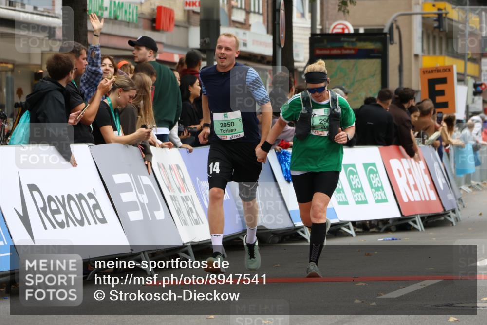 21.09.2025 - PSD Bank Halbmarathon Strokosch-Dieckow http://msf.ph/oto/8947541 21.09.2025 12:26:22 Ziel 2900, 2950, 3611 meine-sportfotos.de