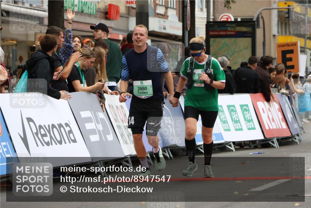 21.09.2025 - PSD Bank Halbmarathon Strokosch-Dieckow http://msf.ph/oto/8947547 21.09.2025 12:26:22 Ziel 2900, 2950, 3611 meine-sportfotos.de
