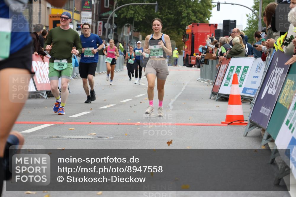 21.09.2025 - PSD Bank Halbmarathon Strokosch-Dieckow http://msf.ph/oto/8947558 21.09.2025 12:21:43 Ziel 1214, 1551, 3409, 3679, 3694 meine-sportfotos.de